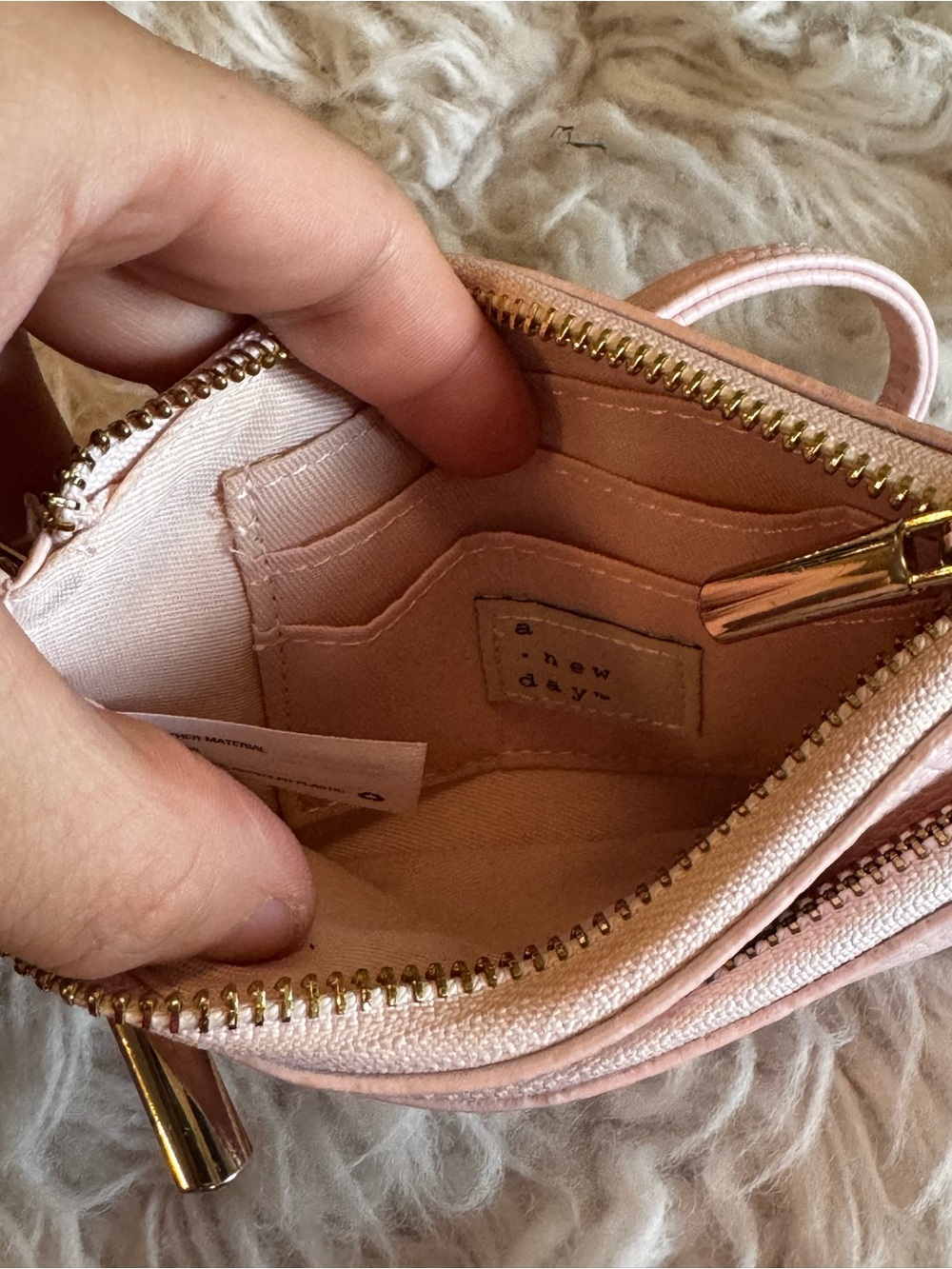 Pink wristlet - Picture 6 of 6